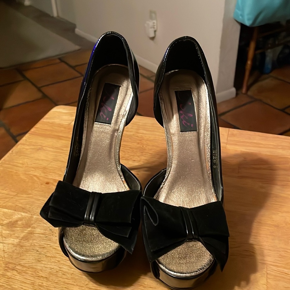Black Heels